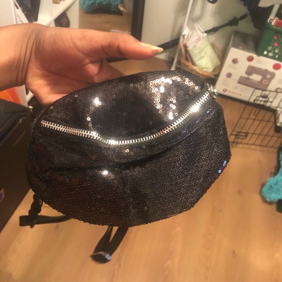 Sequins Fanny Packs - Picture 3 of 3